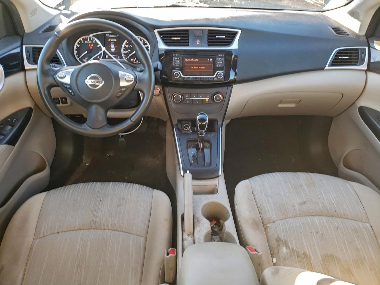 2017 Nissan Sentra - zdjęcie 8