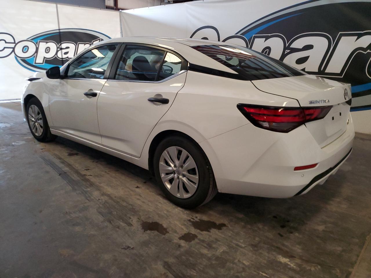 2025 Nissan Sentra - zdjęcie 2