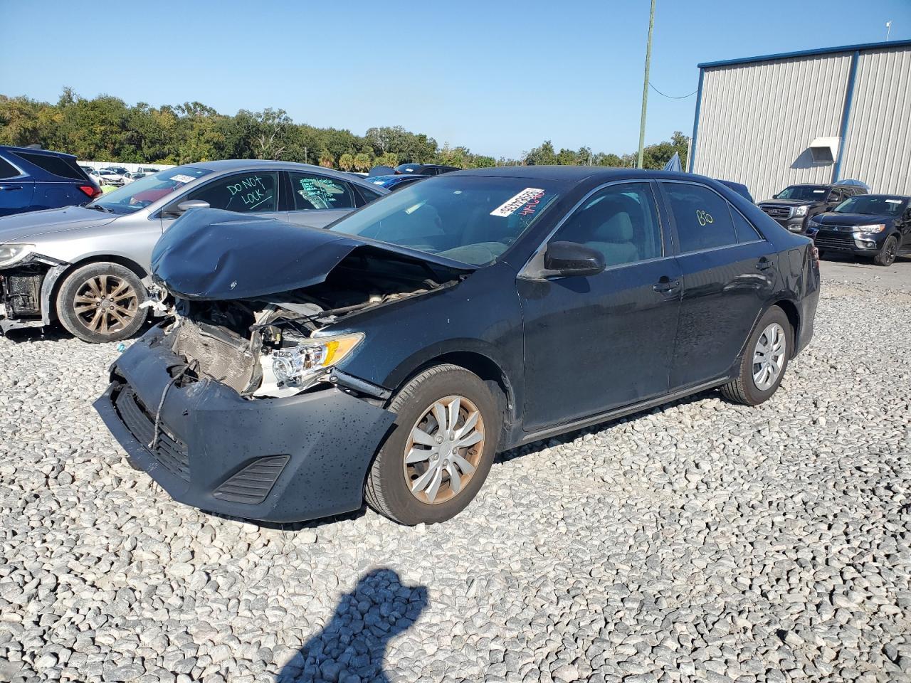 2014 Toyota Camry - zdjęcie główne