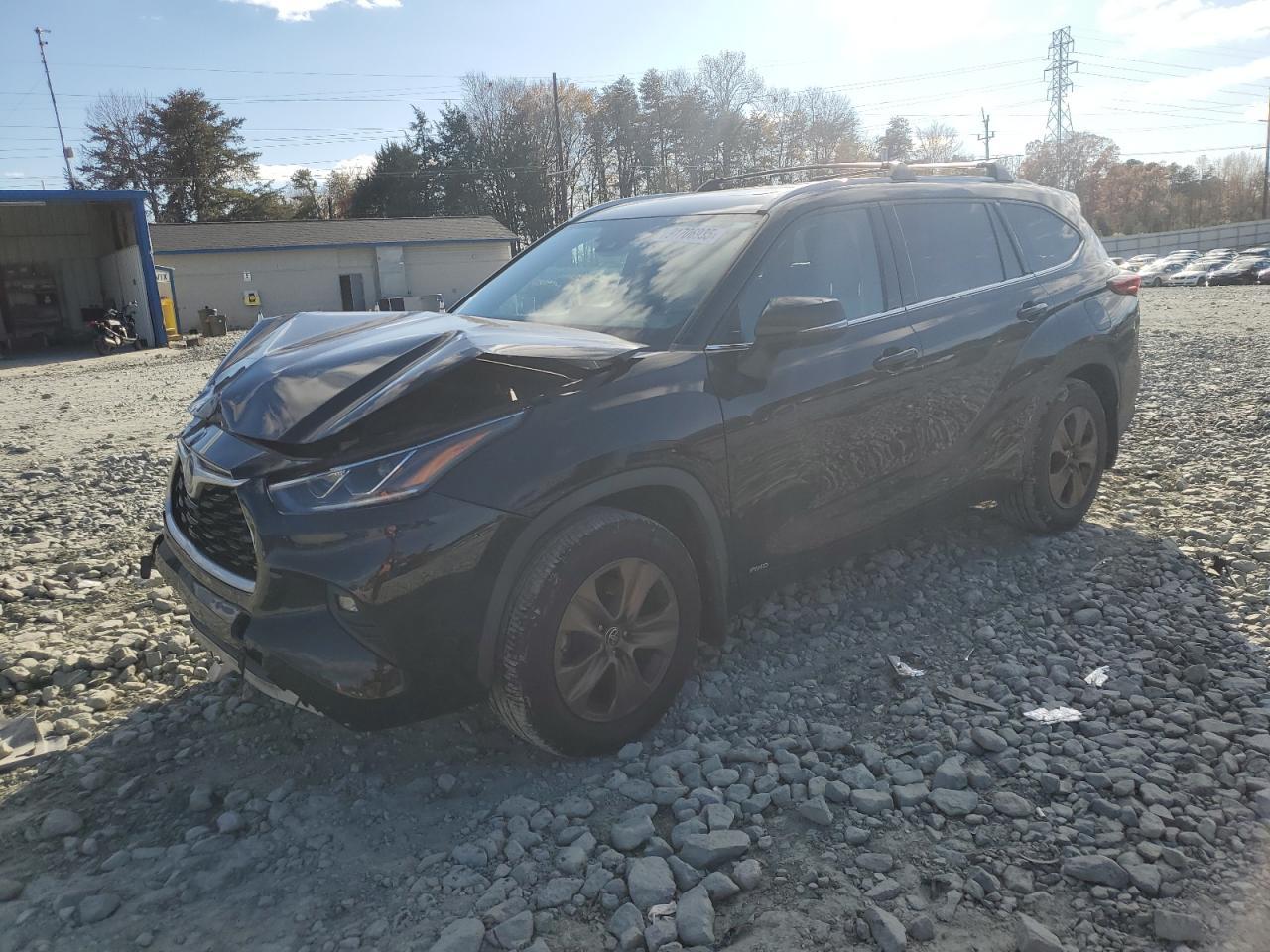2022 Toyota Highlander Hybrid Xle - zdjęcie główne