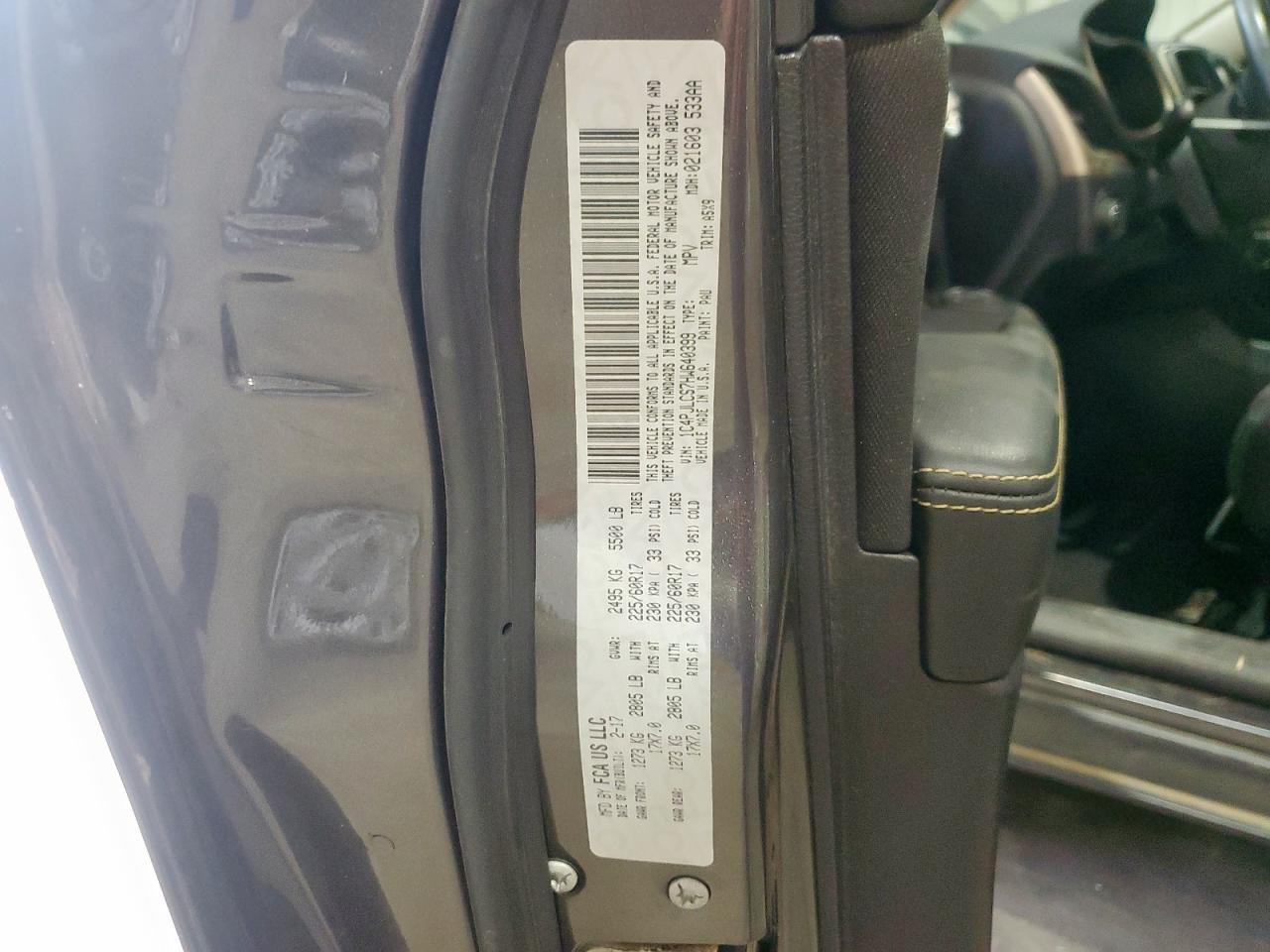 2017 Jeep Cherokee - zdjęcie 12