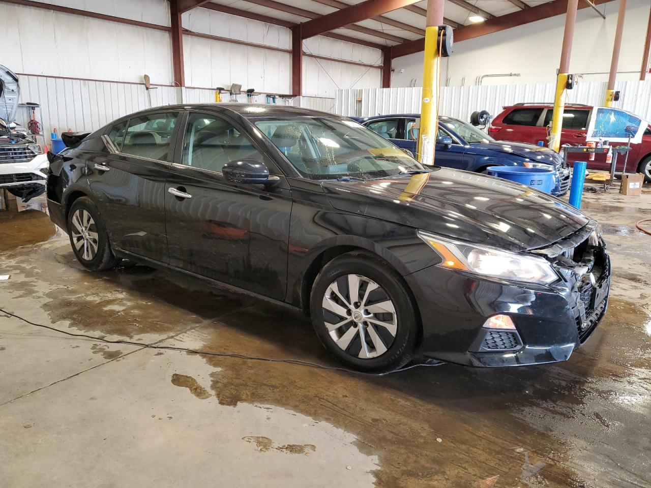 2019 Nissan Altima - zdjęcie 4