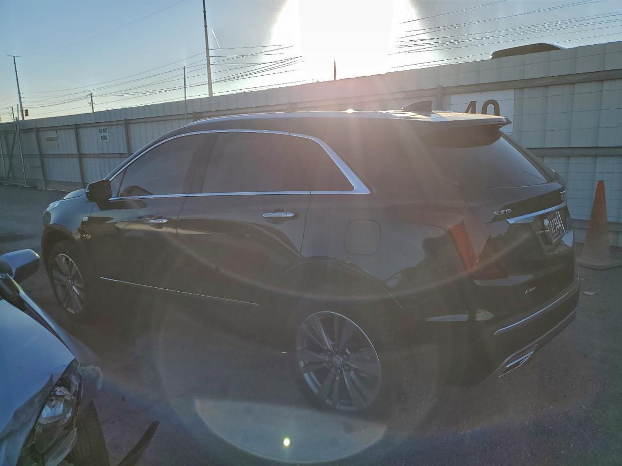 2025 Cadillac XT5 - zdjęcie 2