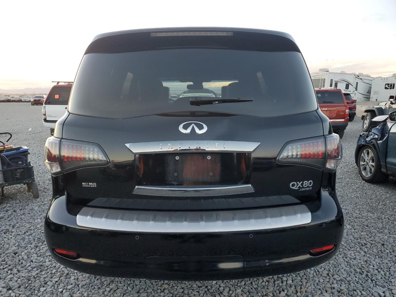 2015 Infiniti QX80 - zdjęcie 6