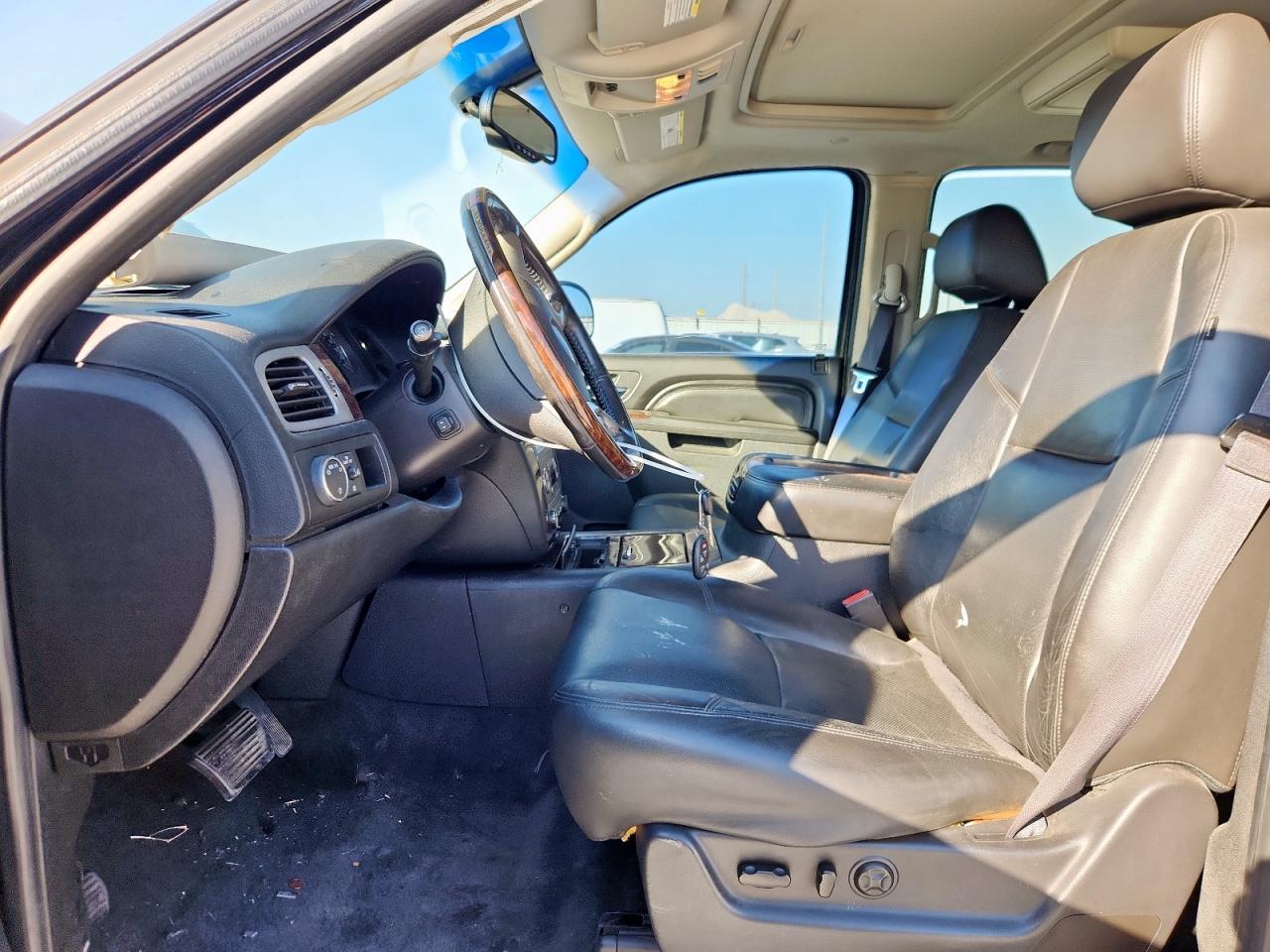2014 GMC Yukon - zdjęcie 7