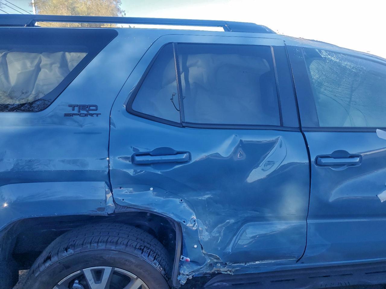 2025 Toyota 4Runner Sr5 - zdjęcie 11