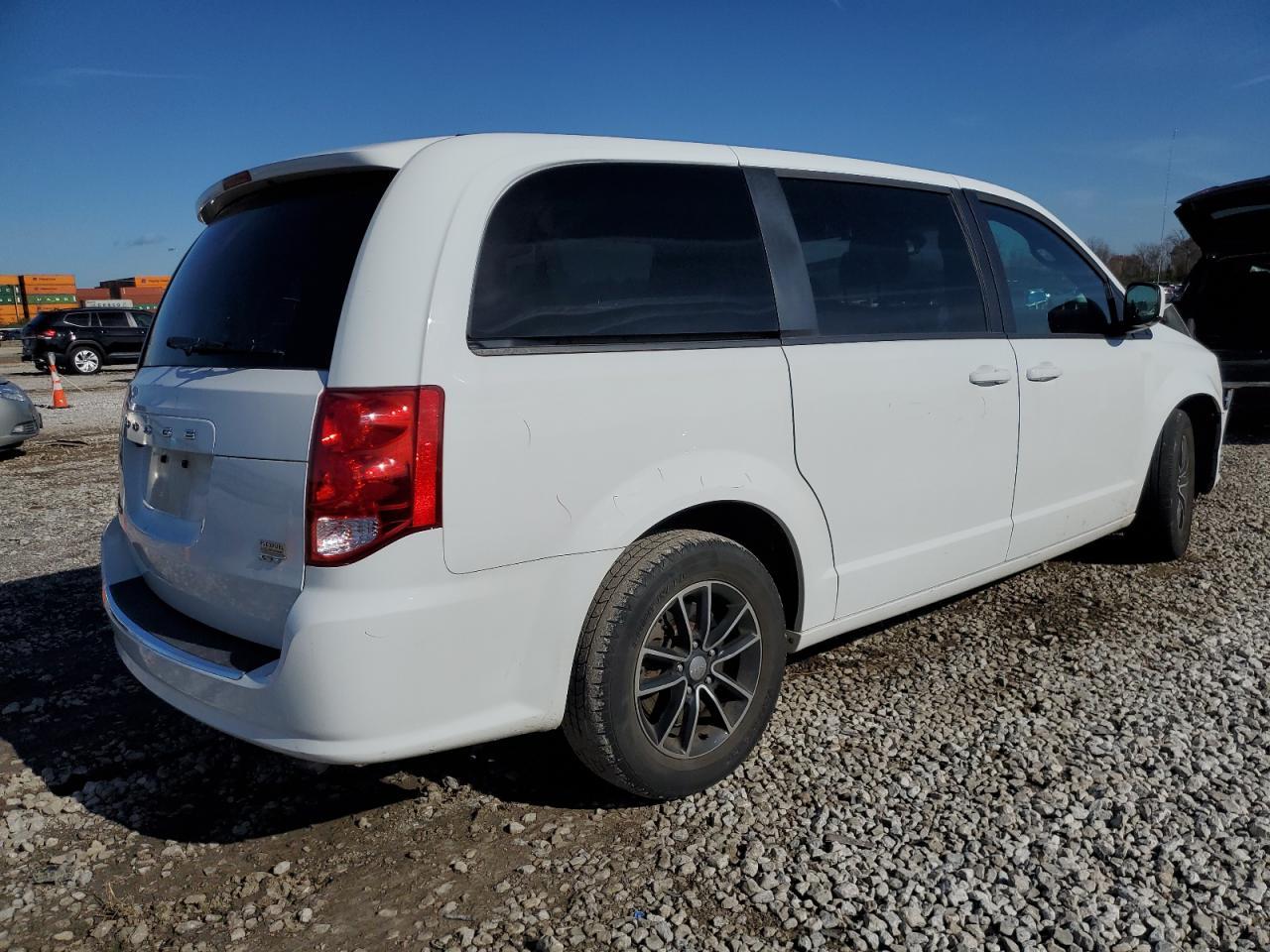 2019 Dodge Caravan - zdjęcie 3