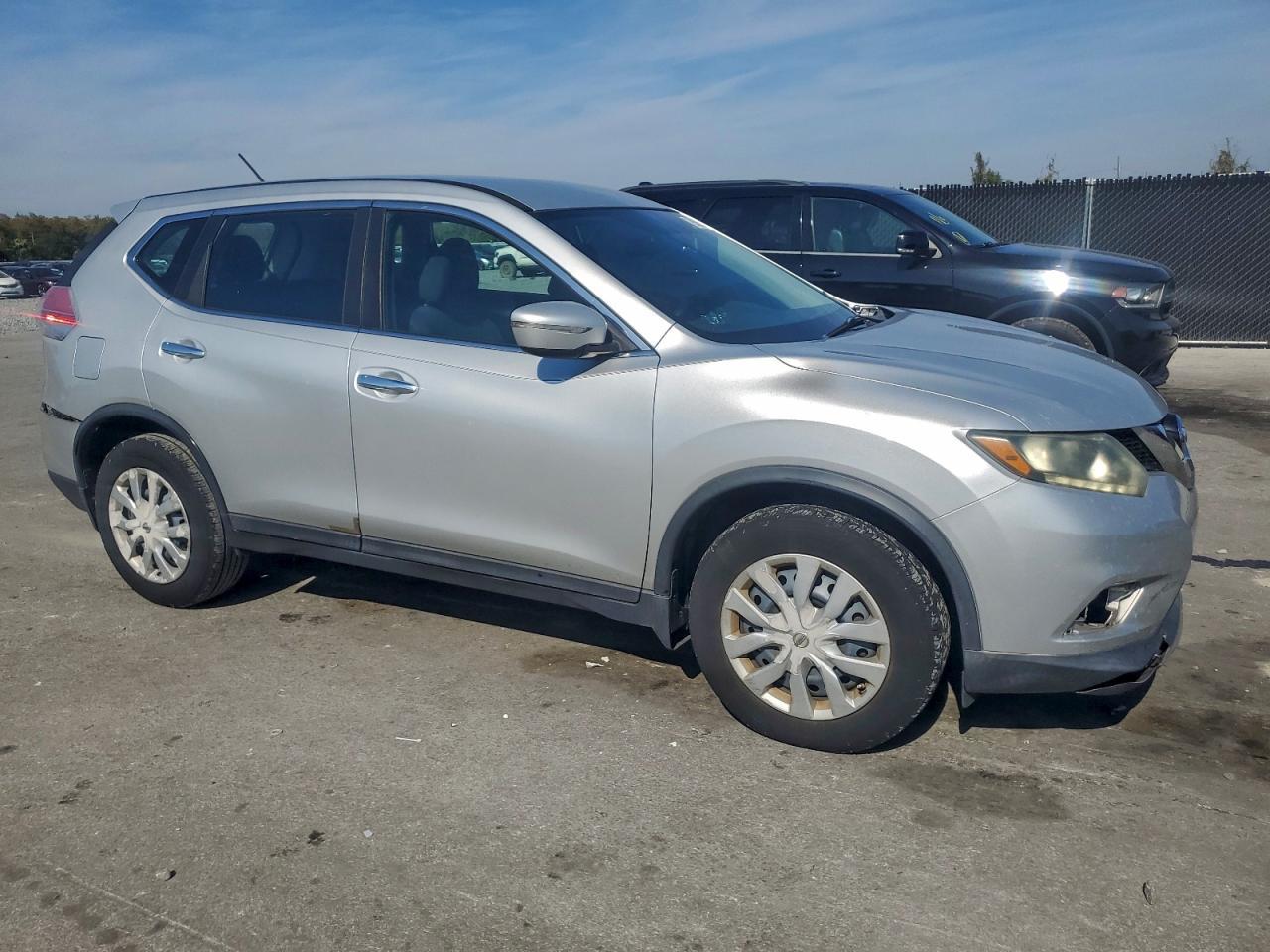2014 Nissan Rogue - zdjęcie 4