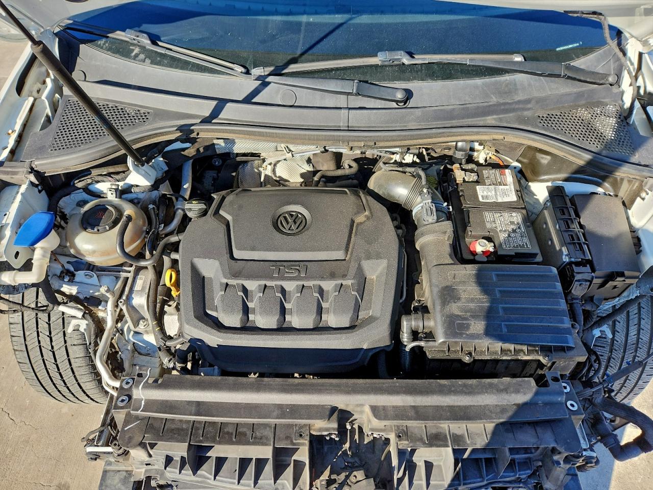 2018 Volkswagen Tiguan - zdjęcie 11