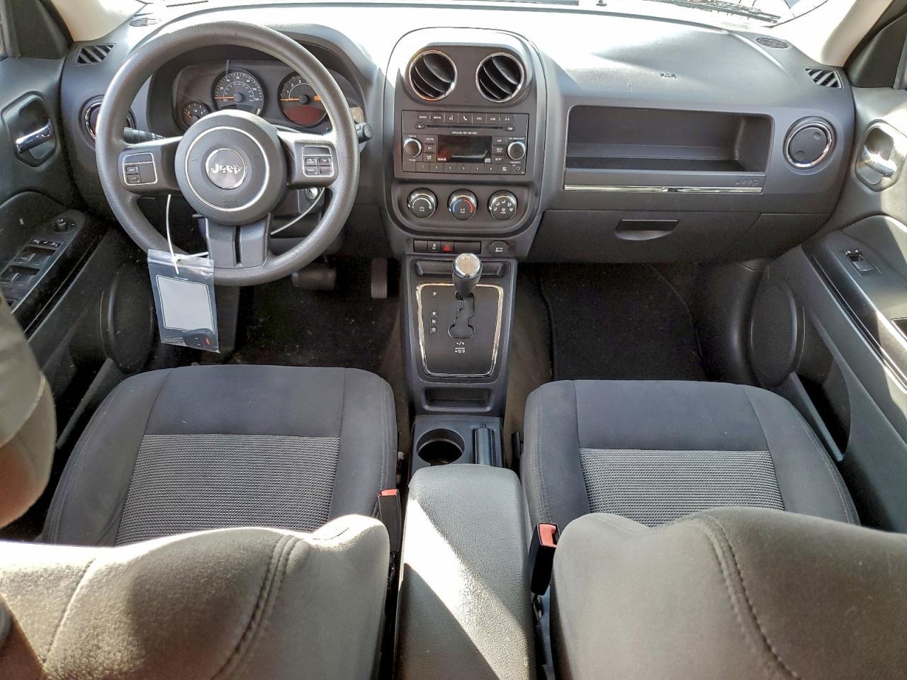 2016 Jeep Liberty (Patriot) - zdjęcie 8