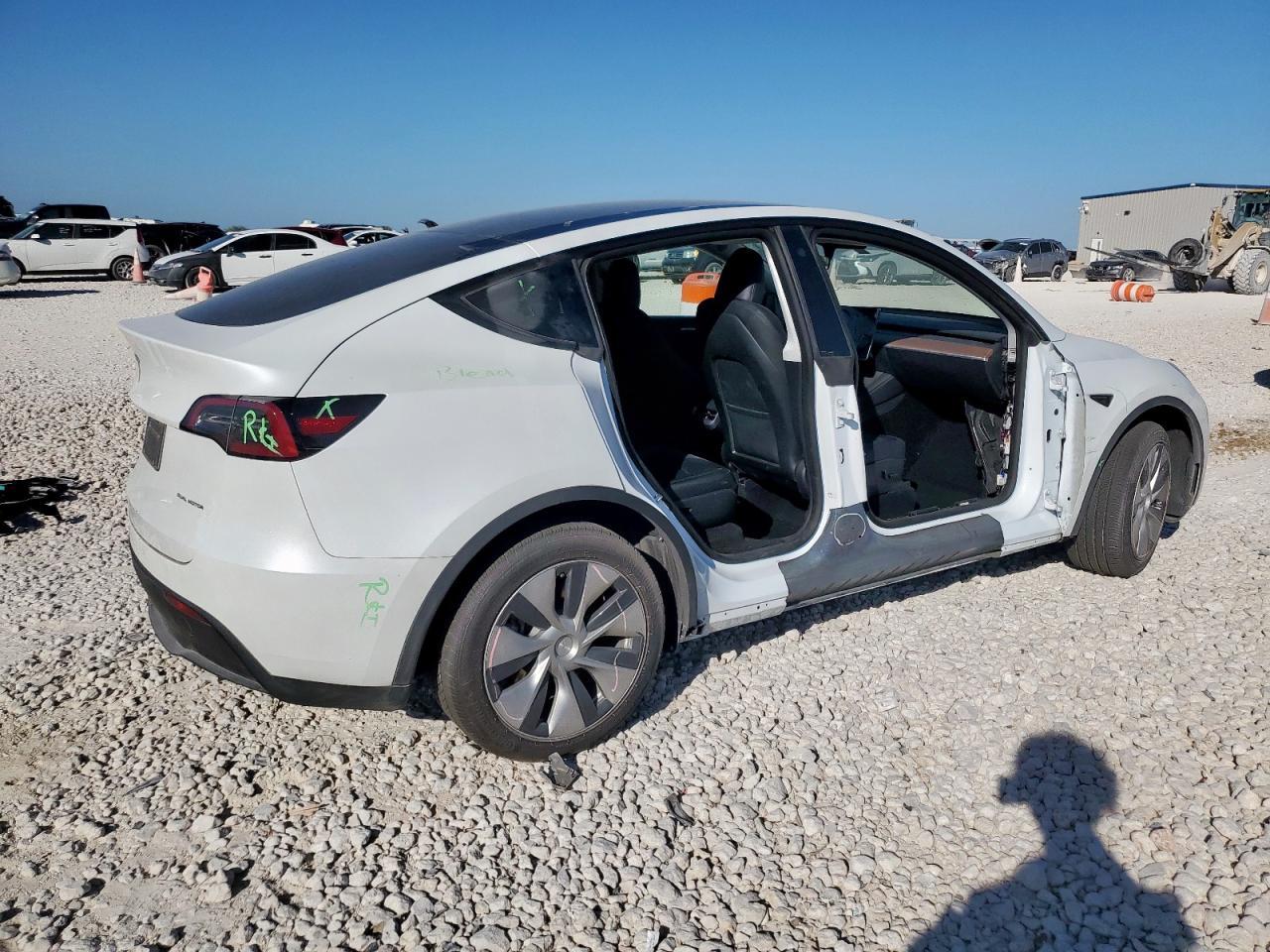 2023 Tesla Model Y - zdjęcie 3