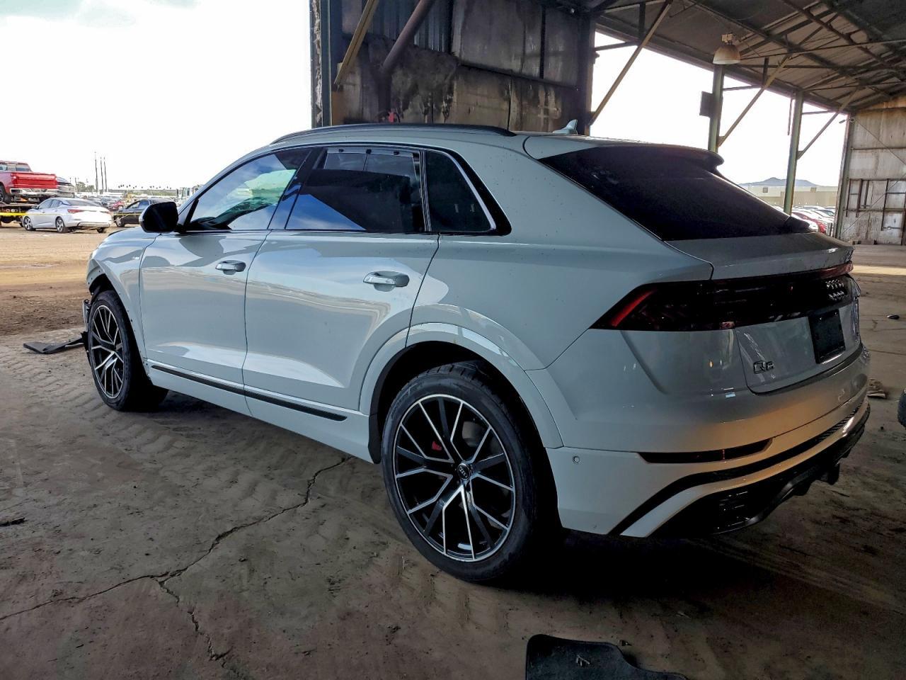 2019 Audi Q8 - zdjęcie 2