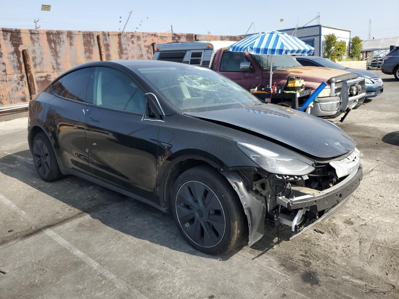 2024 Tesla Y - zdjęcie 4