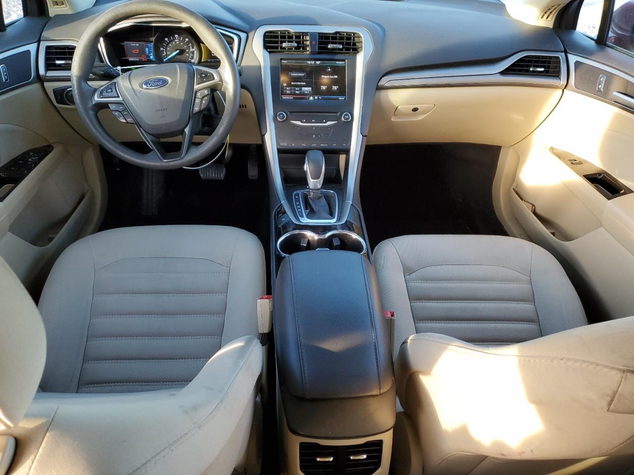 2014 Ford Fusion - zdjęcie 8