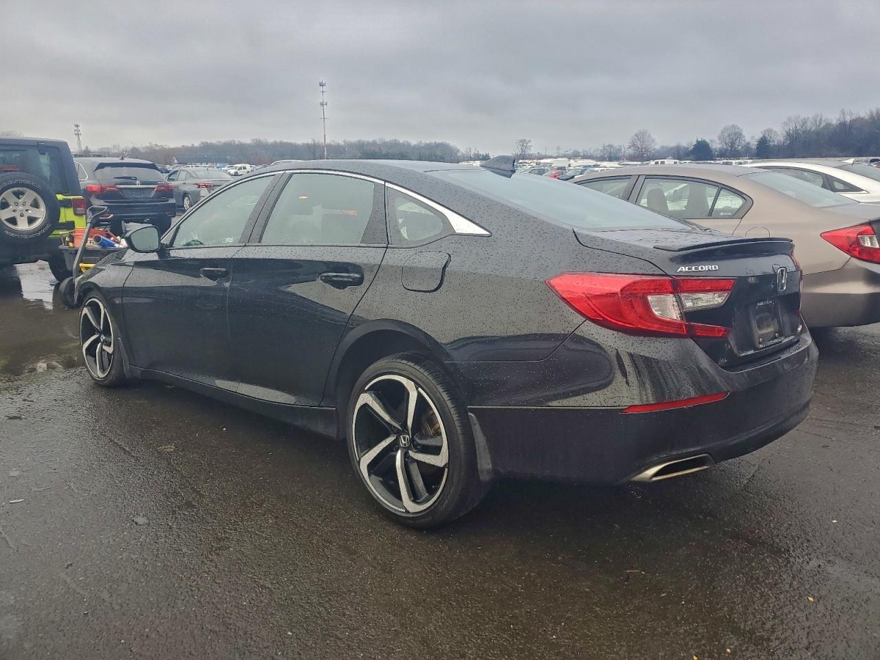 2018 Honda Accord - zdjęcie 2