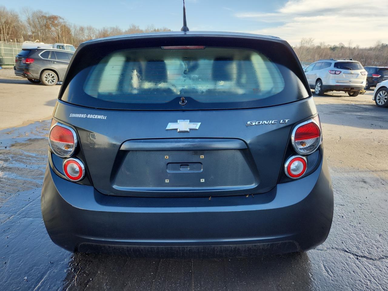 2014 Chevrolet Sonic - zdjęcie 6