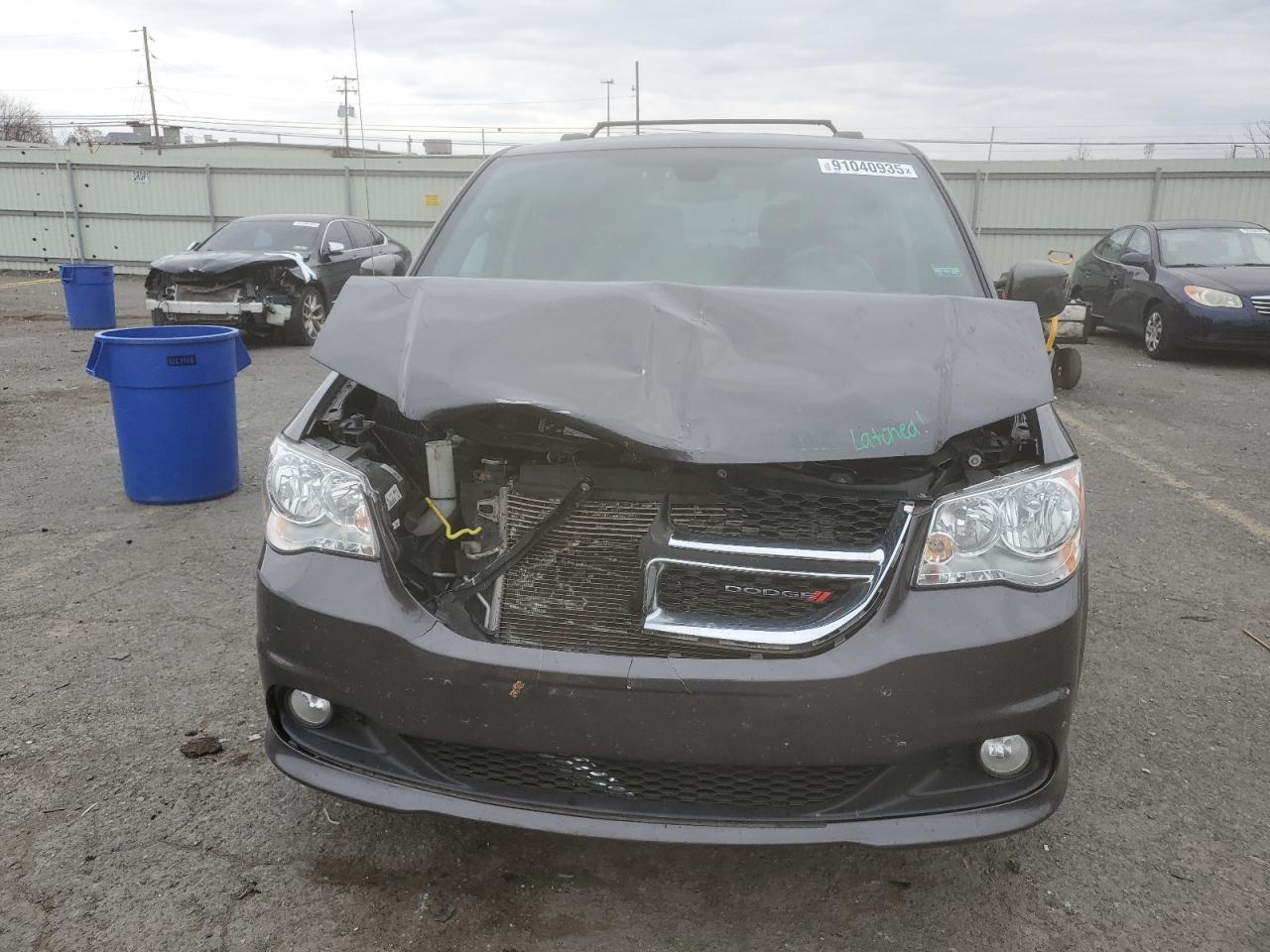 2020 Dodge Caravan - zdjęcie 5