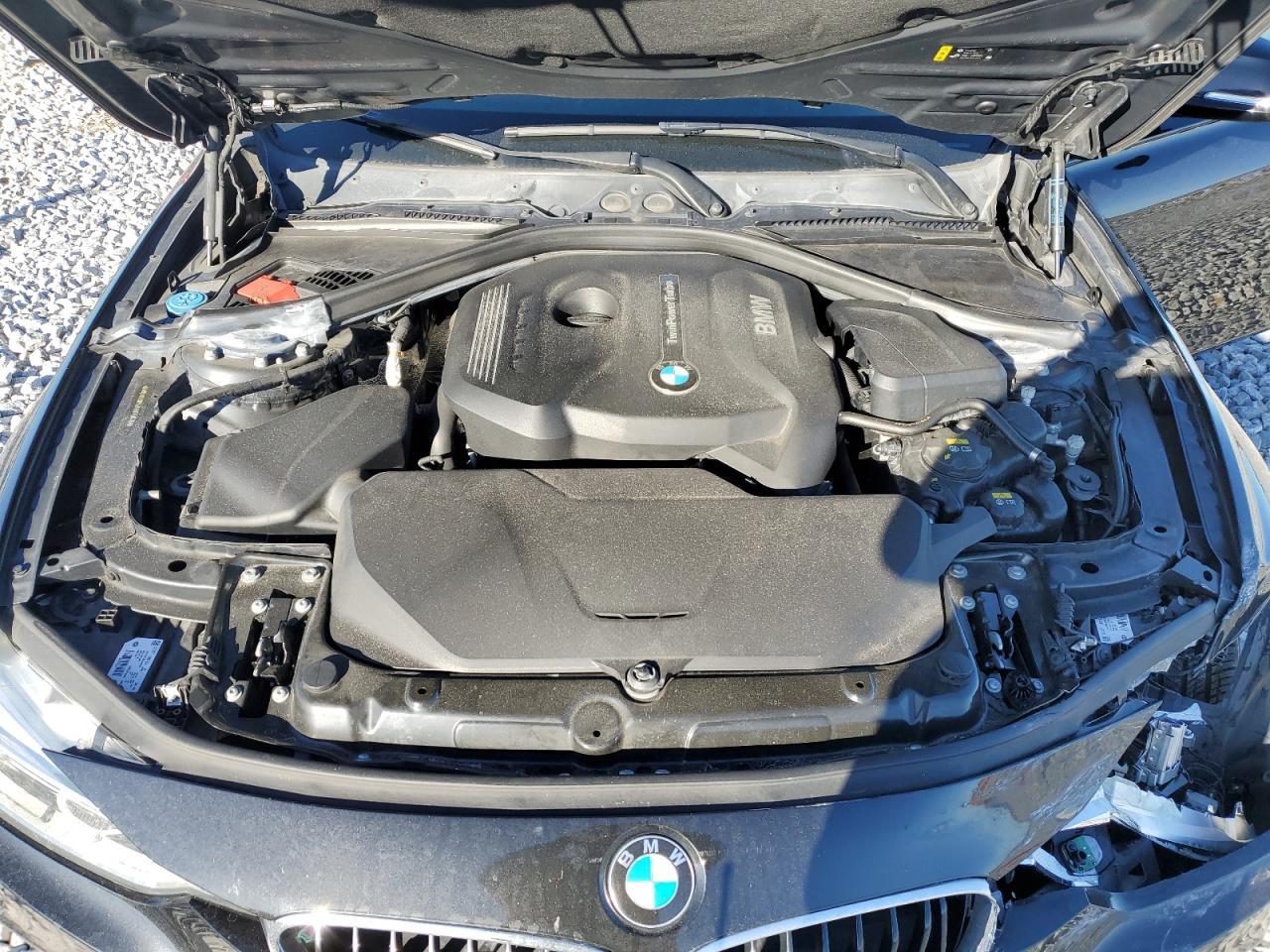 2017 BMW Seria 3 - zdjęcie 11