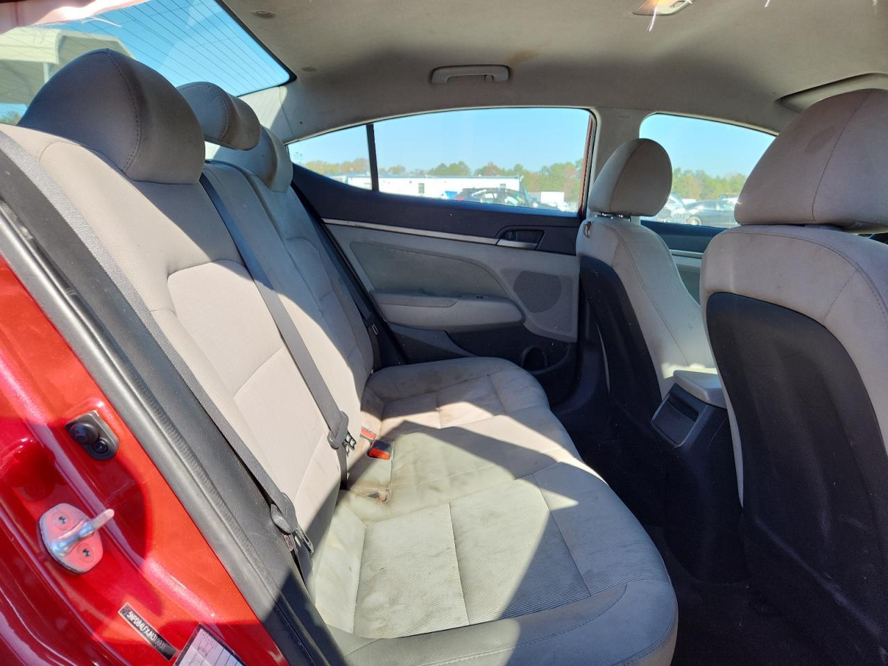 2018 Hyundai Elantra Sel - zdjęcie 10