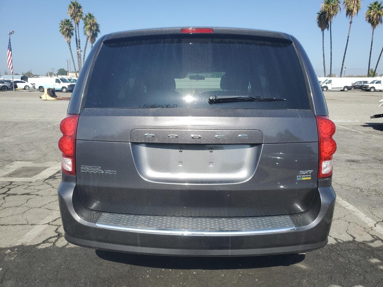 2016 Dodge Grand Caravan Sxt - zdjęcie 6