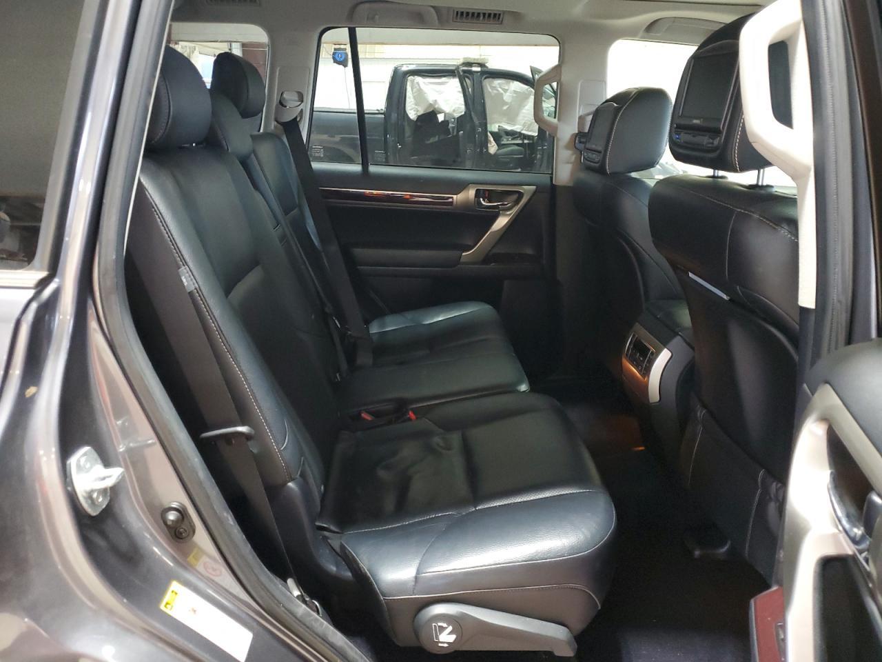 2015 Lexus GX - zdjęcie 11