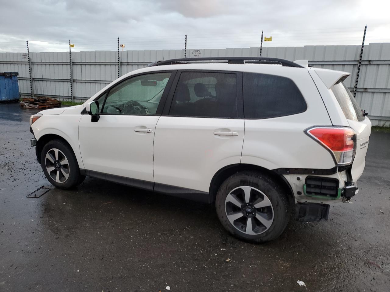 2018 Subaru Forester - zdjęcie 2