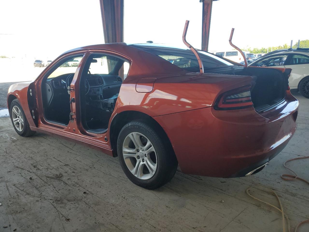 2020 Dodge Charger Sxt - zdjęcie 2