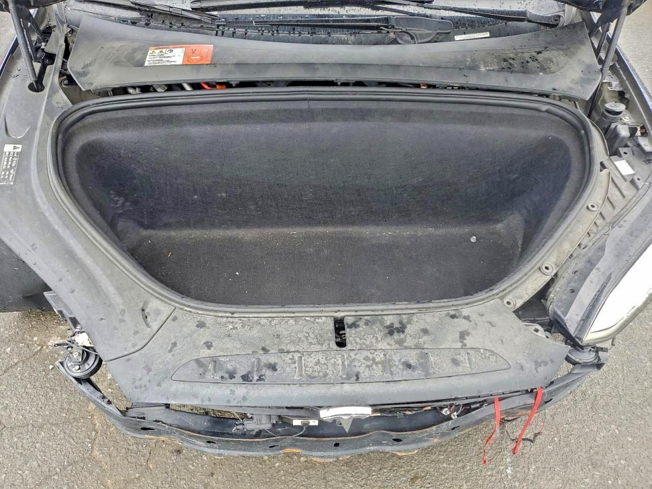 2018 Tesla Model X - zdjęcie 11