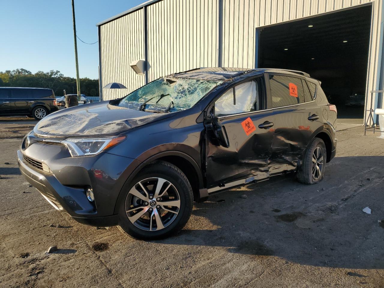 2018 Toyota RAV 4 - zdjęcie główne