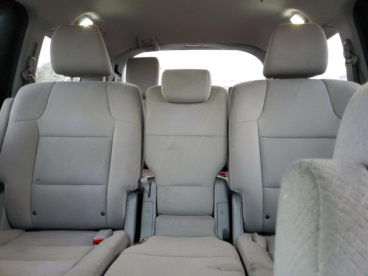 2016 Honda Odyssey - zdjęcie 10