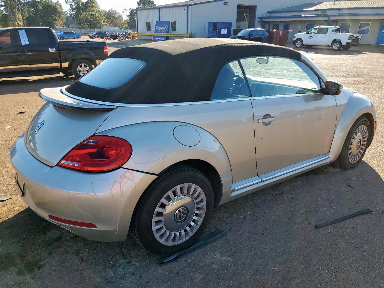 2013 Volkswagen Beetle - zdjęcie 3