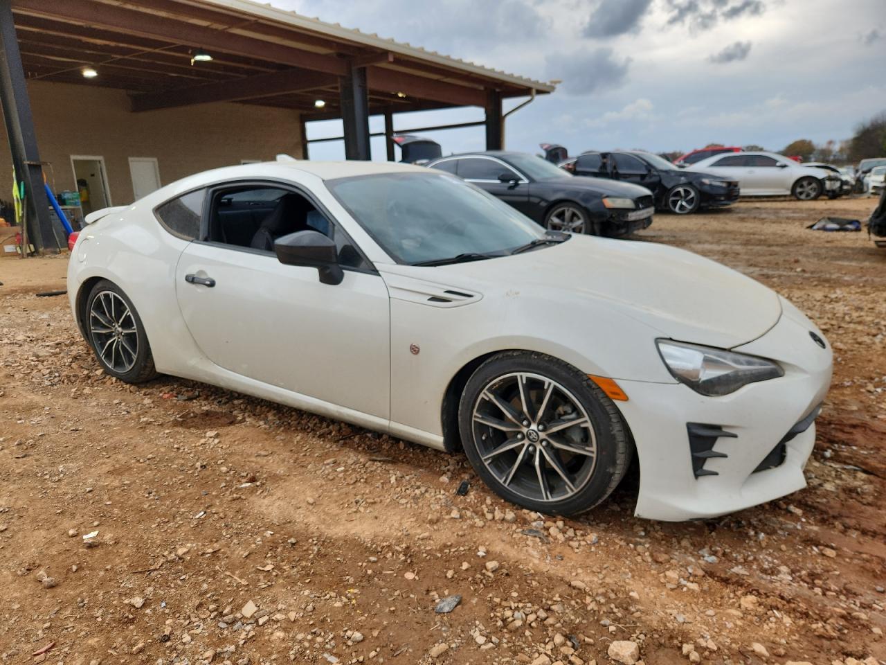 2017 Toyota 86 Base - zdjęcie 4
