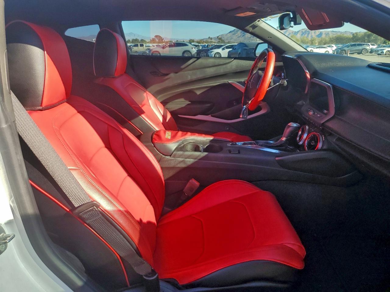 2019 Chevrolet Camaro - zdjęcie 10