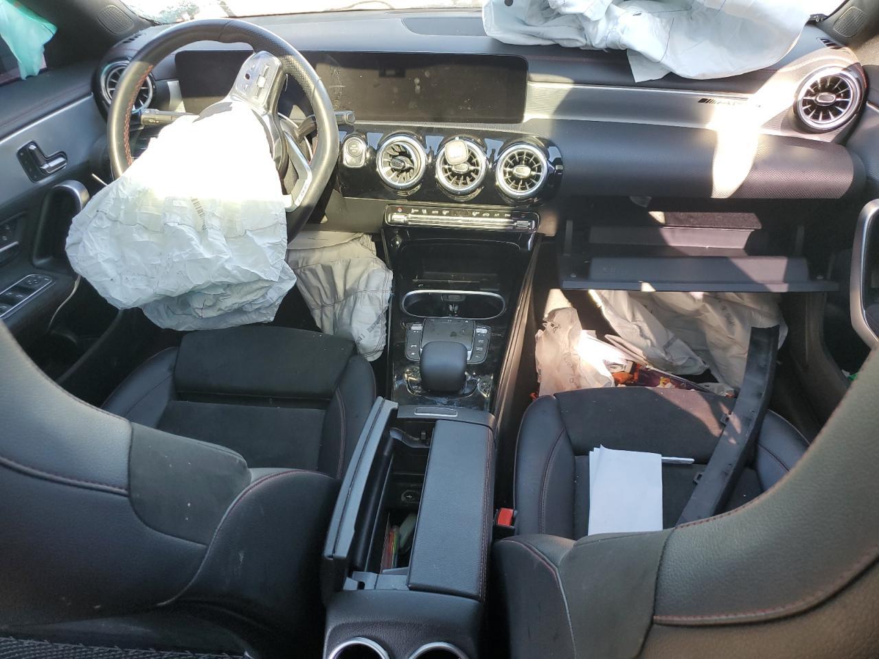 2023 Mercedes-Benz Cla 250 4Matic - zdjęcie 8