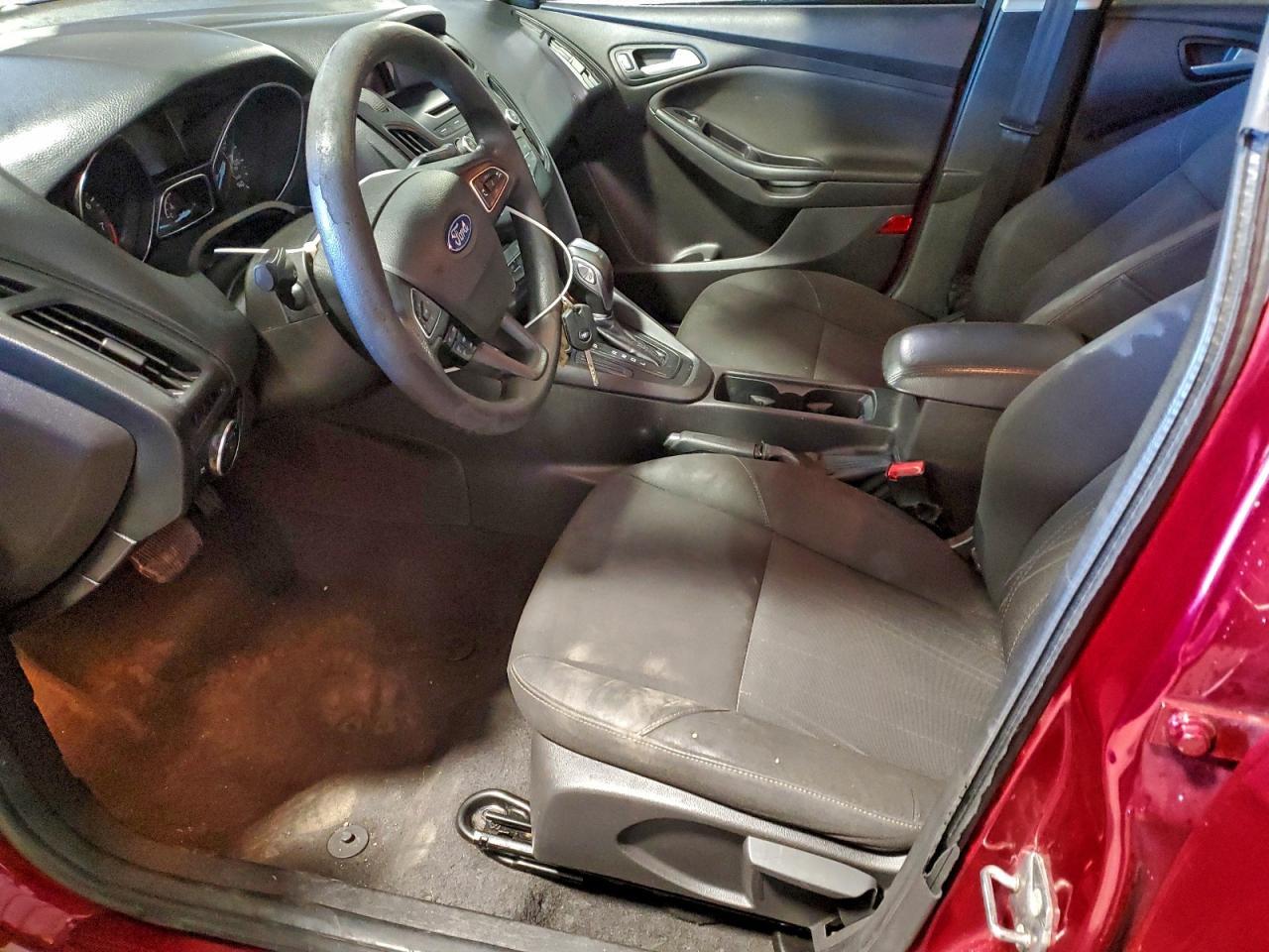 2015 Ford Focus - zdjęcie 7