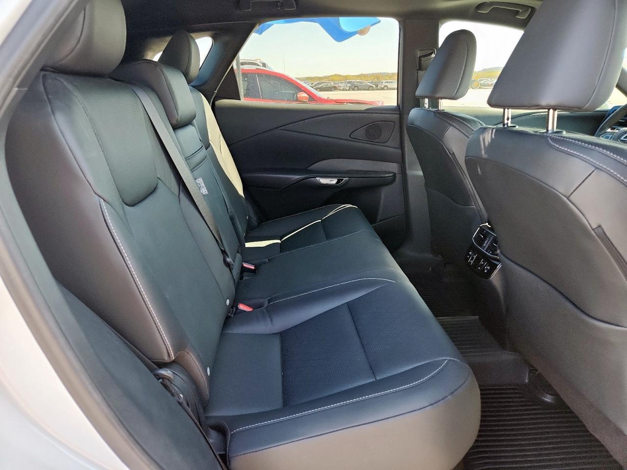 2023 Lexus RX - zdjęcie 11