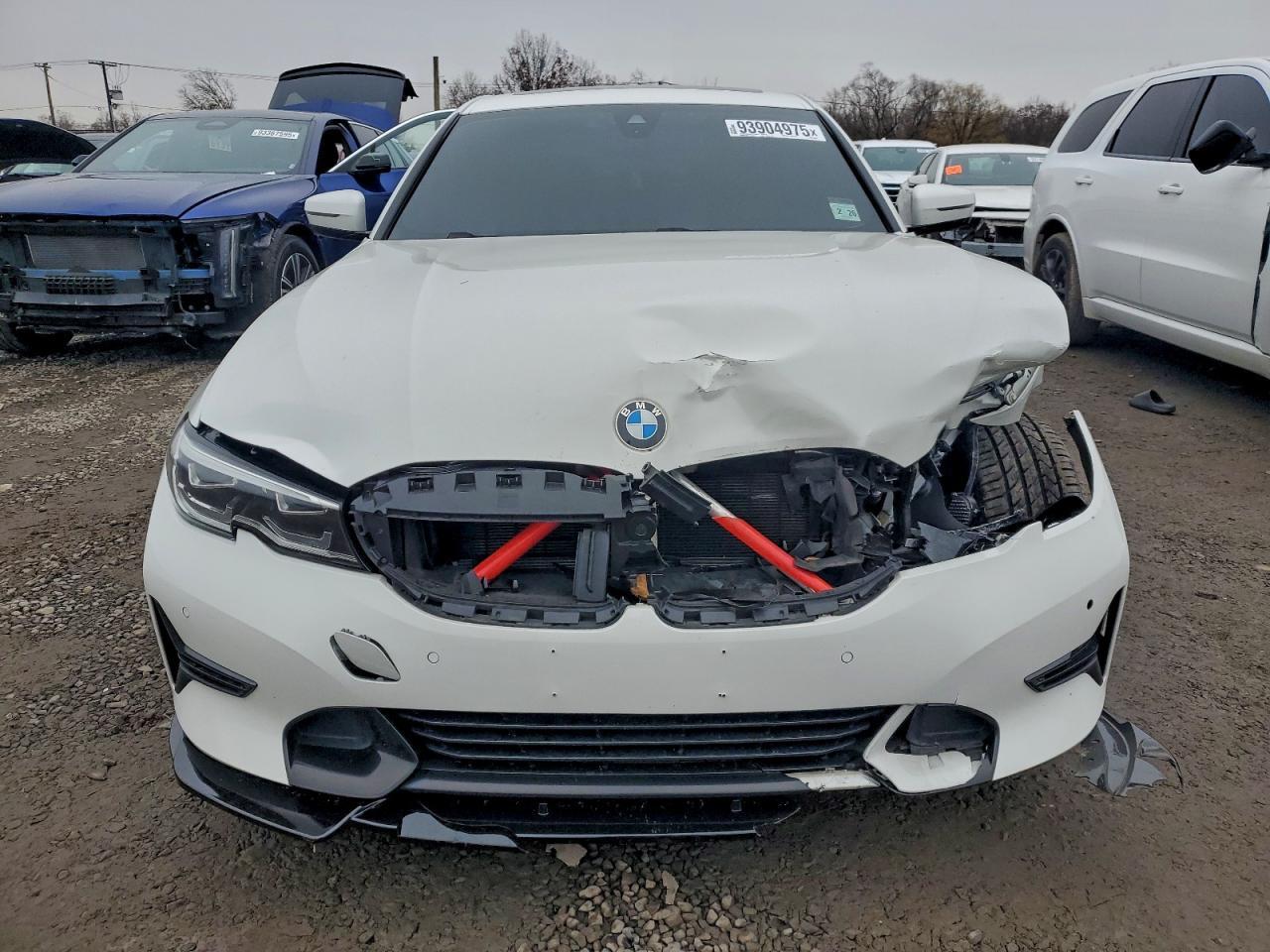 2021 BMW 330Xi - zdjęcie 5