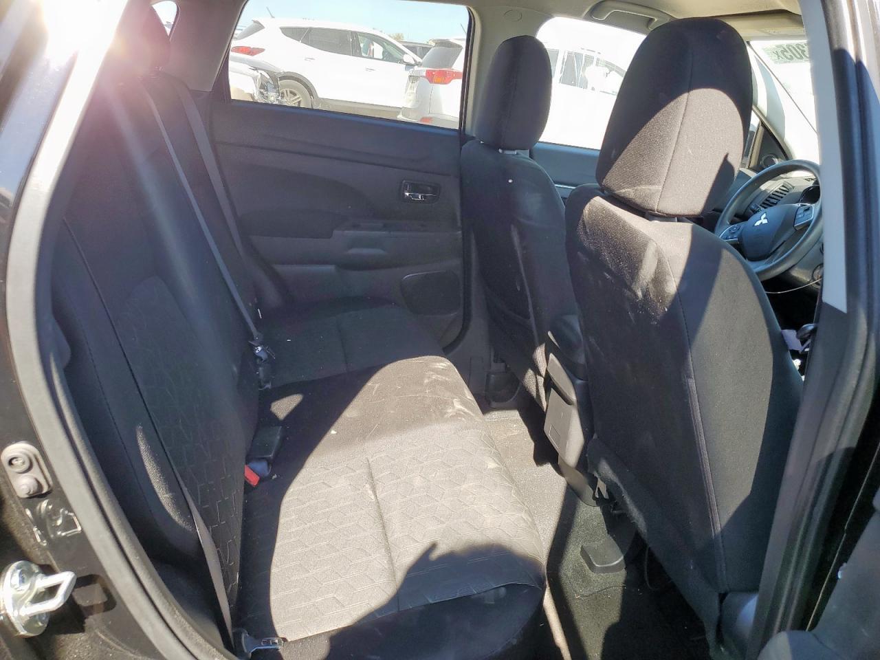 2023 Mitsubishi Outlander Sport S/Se - zdjęcie 11