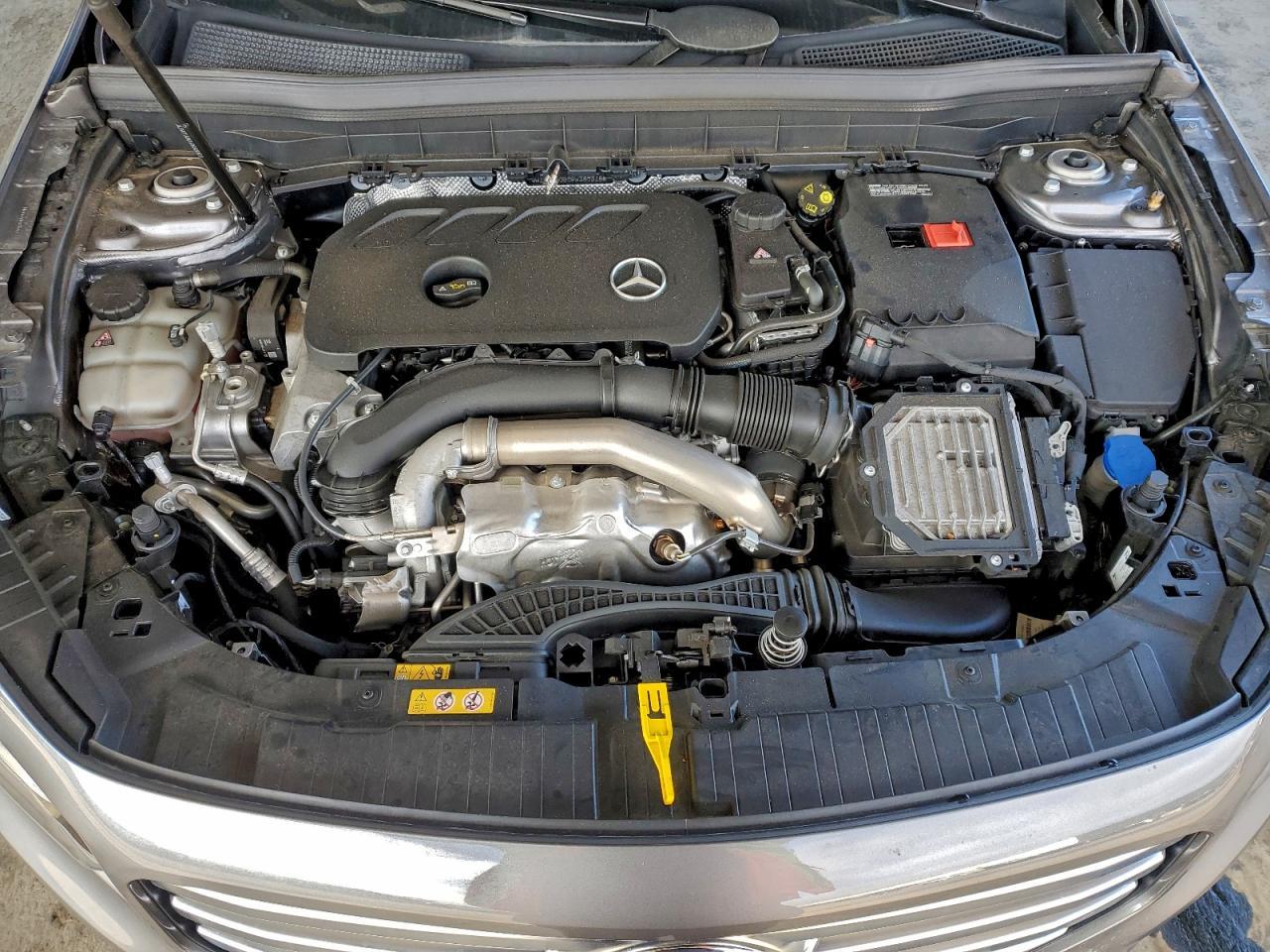 2024 Mercedes-Benz GLB - zdjęcie 11