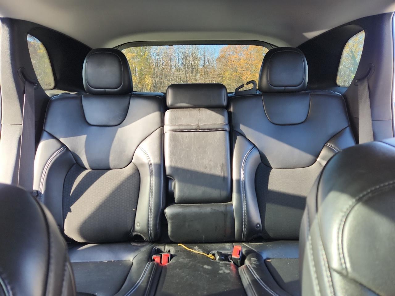 2019 Jeep Cherokee - zdjęcie 10