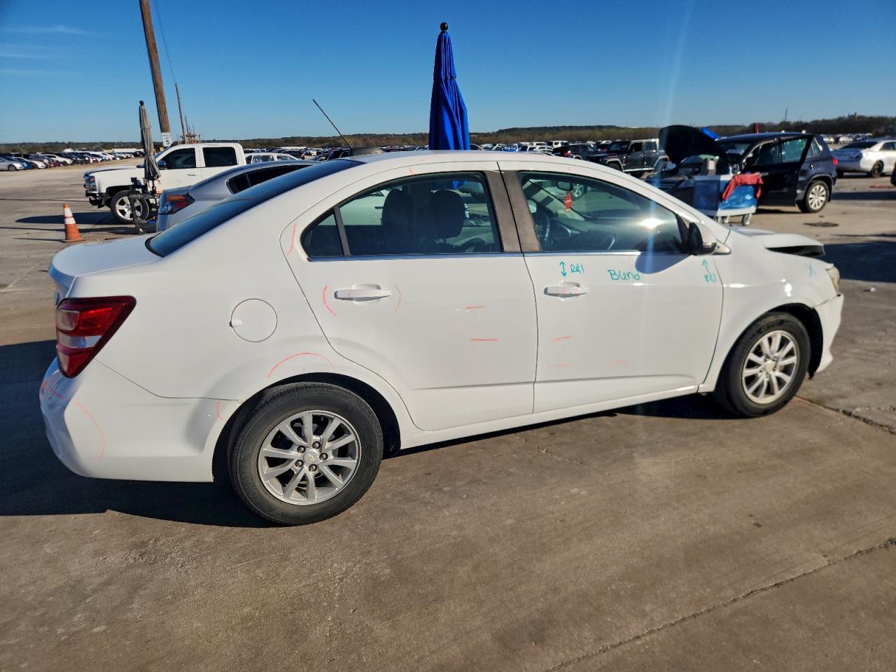 2017 Chevrolet Sonic Lt - zdjęcie 3