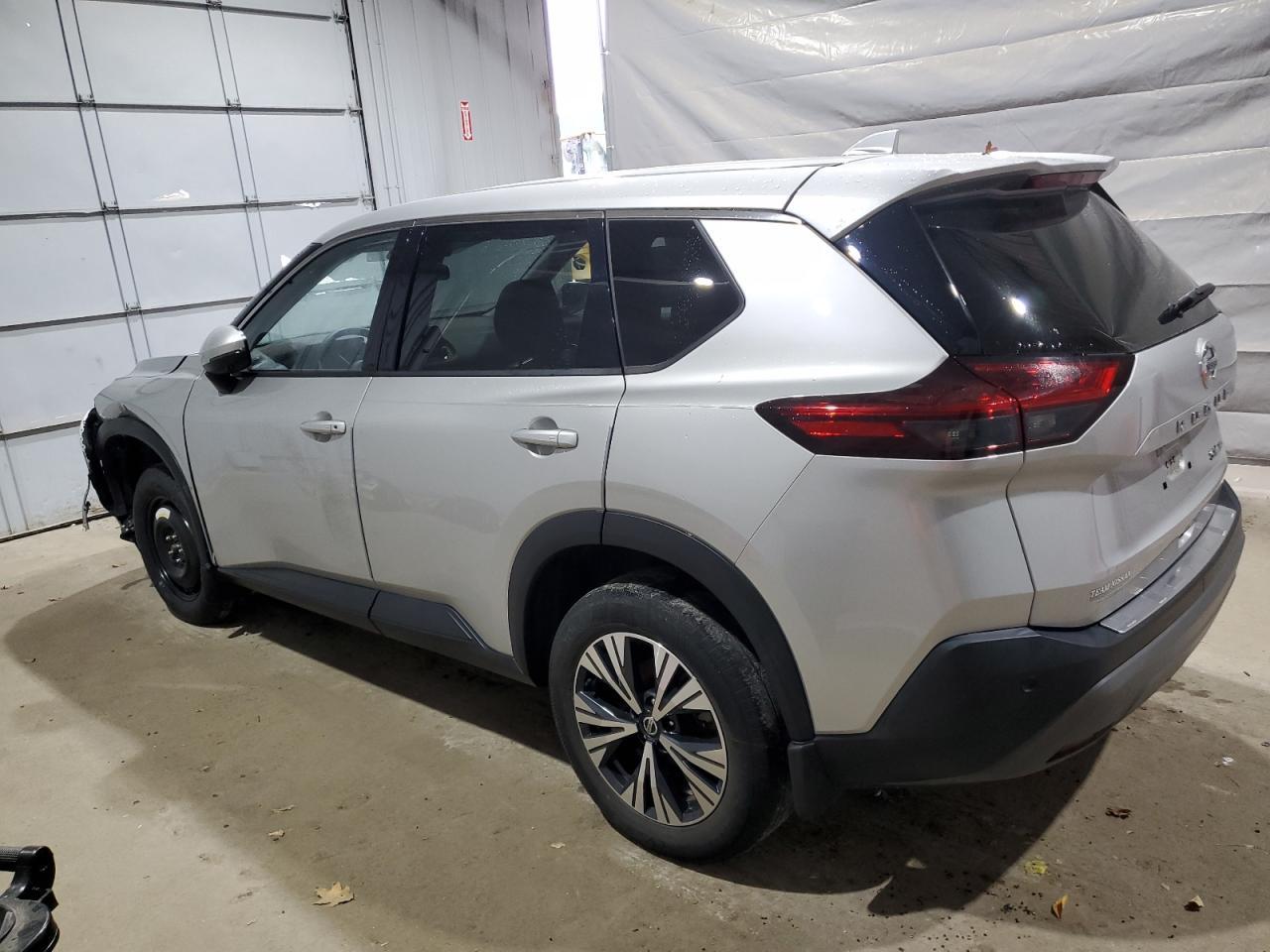 2021 Nissan Rogue Sv - zdjęcie 2