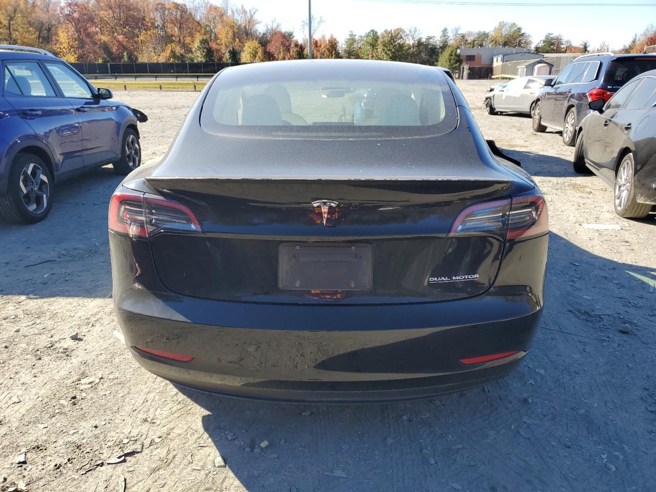 2023 Tesla Model 3 - zdjęcie 6