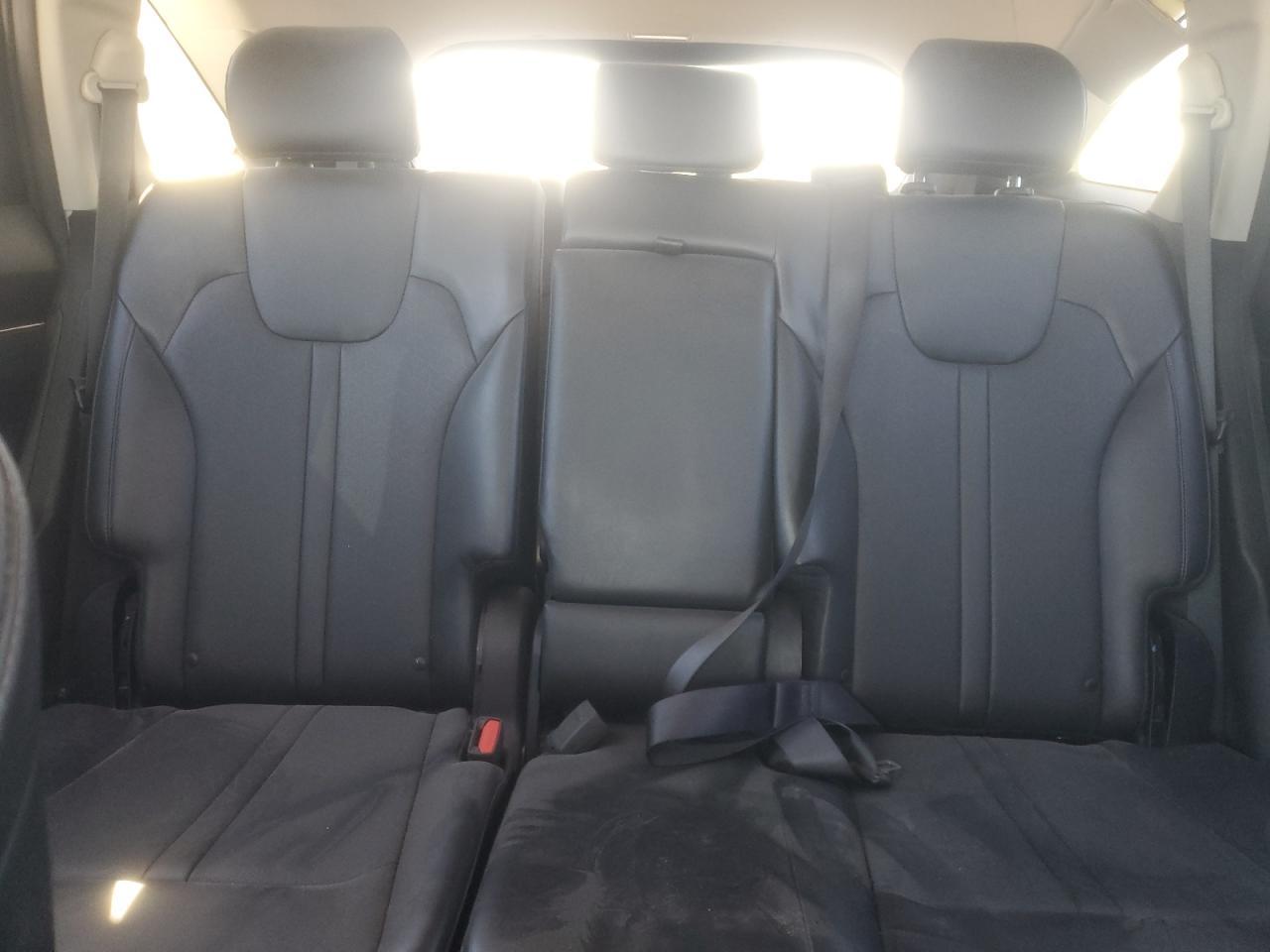 2023 Kia Sorento S - zdjęcie 10