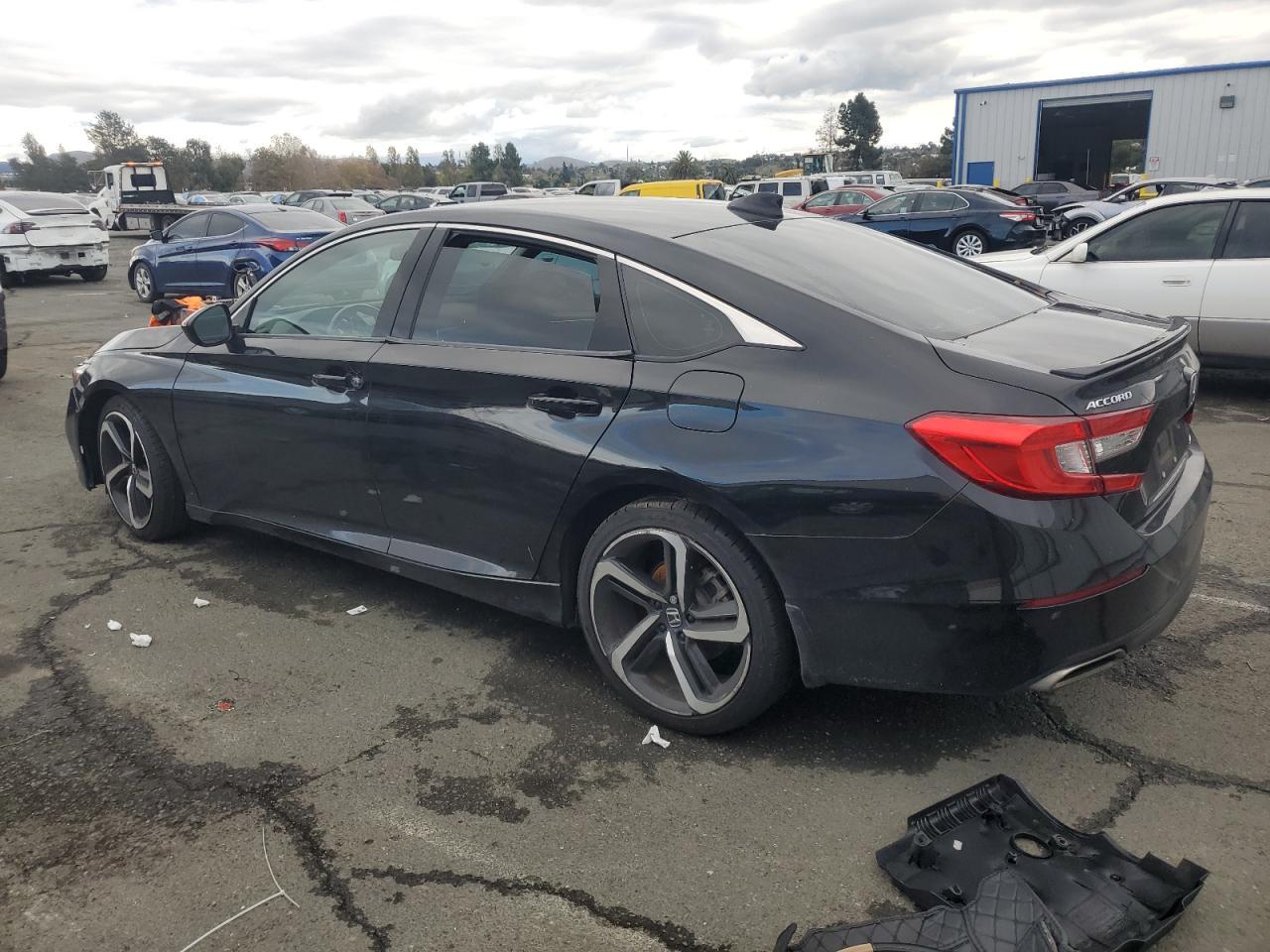 2019 Honda Accord Sport - zdjęcie 2