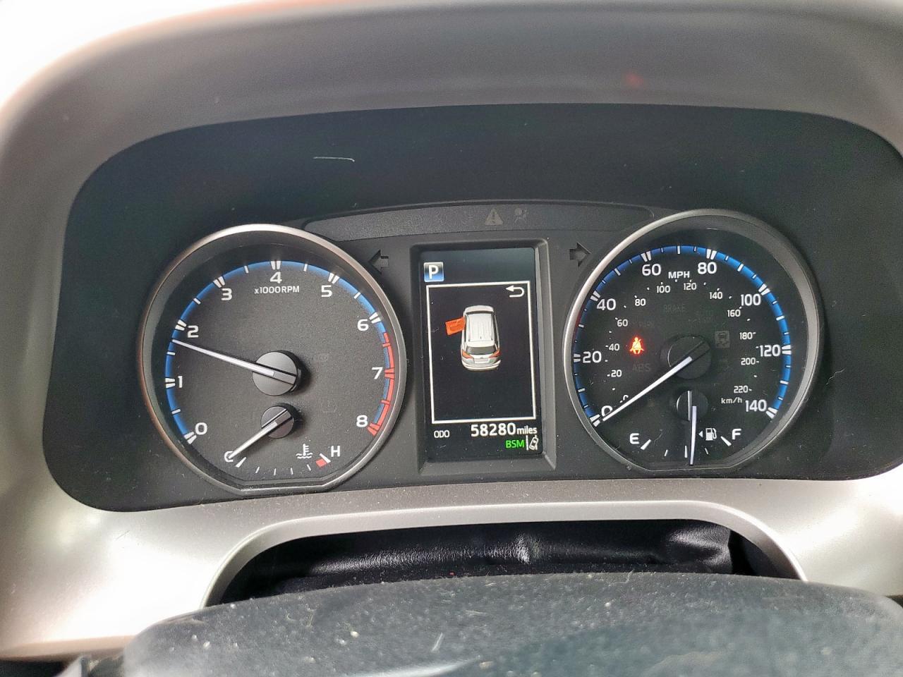 2018 Toyota RAV 4 - zdjęcie 9