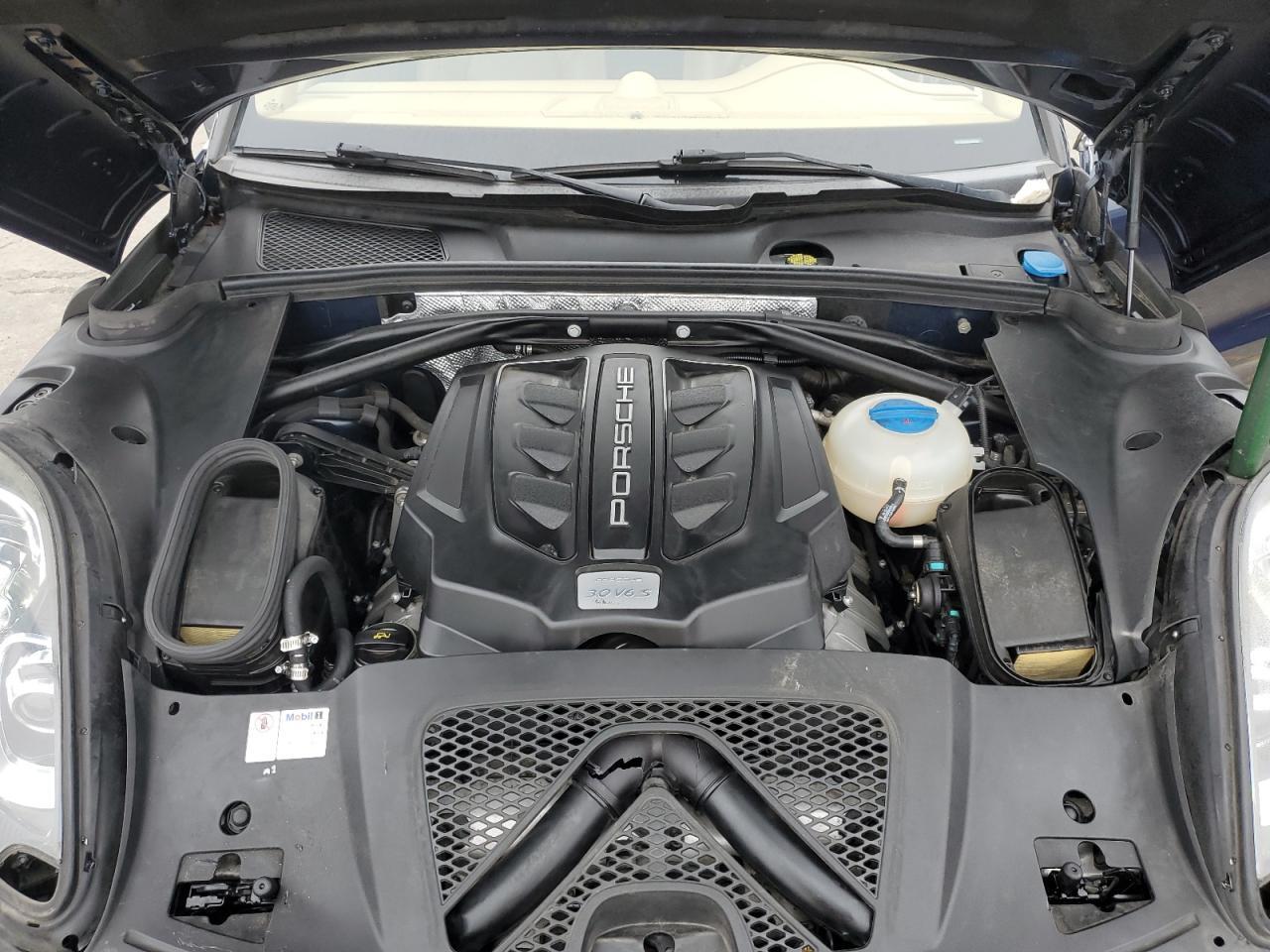 2016 Porsche Macan S - zdjęcie 11