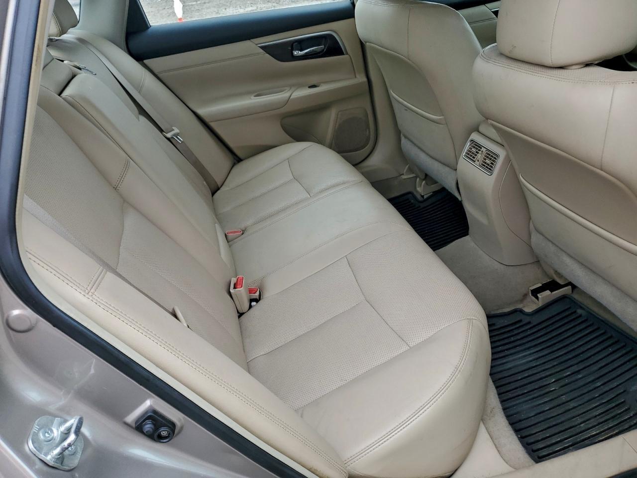 2013 Nissan Altima - zdjęcie 10