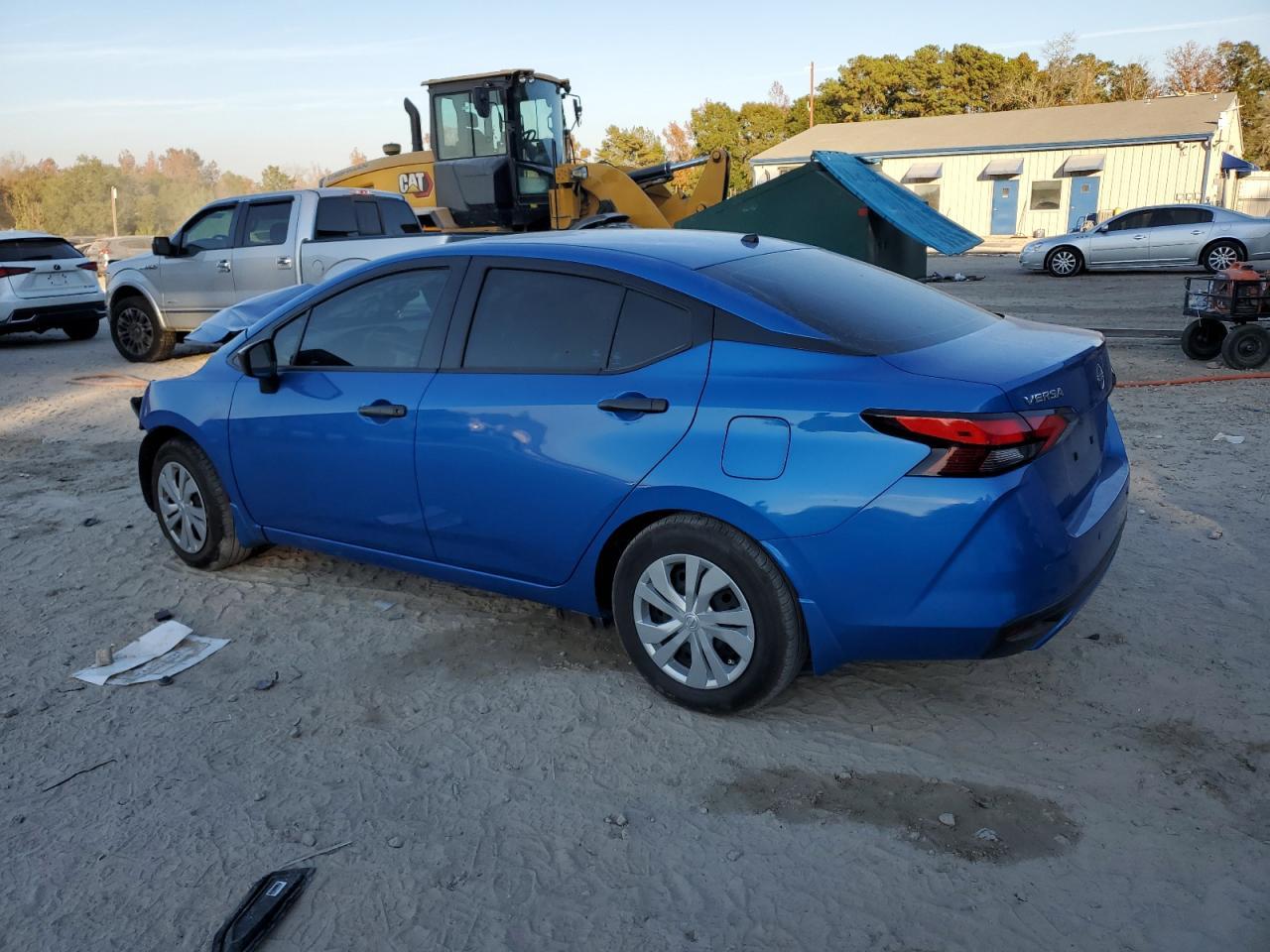 2023 Nissan Versa - zdjęcie 2