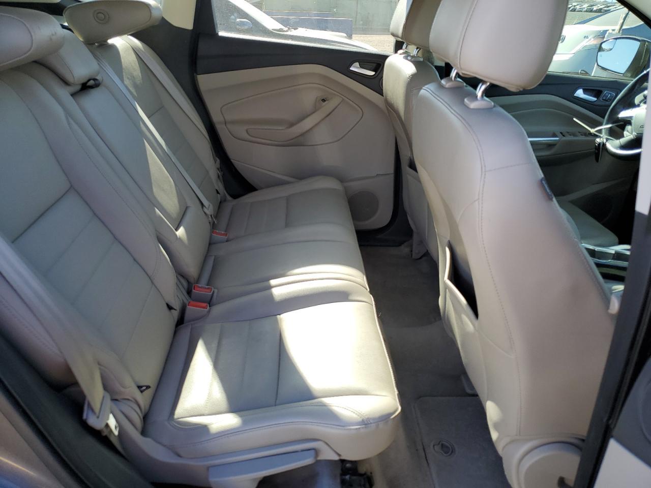 2014 Ford Escape - zdjęcie 11